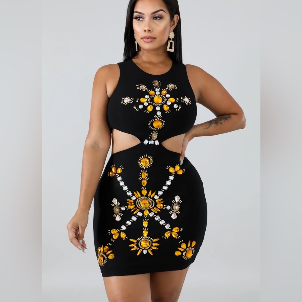 GORGEOUS DRESS - NEW